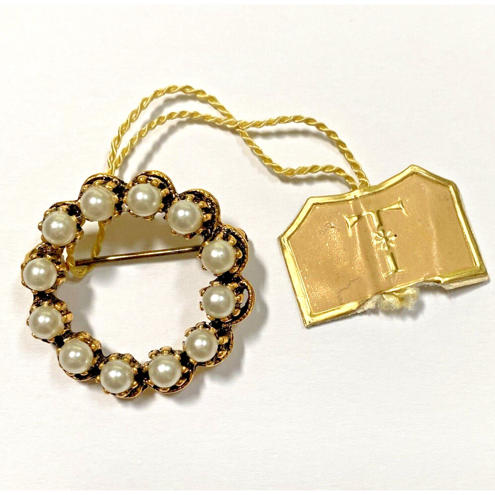 Vintage Tacoa Brooch Wreath Pin Goldtone Circle Pearl Beads Classic Mid Century
